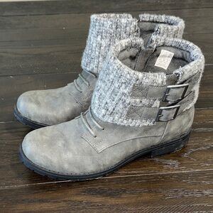 Rocket Dog Gray Ankle Boots with Knit Cuff